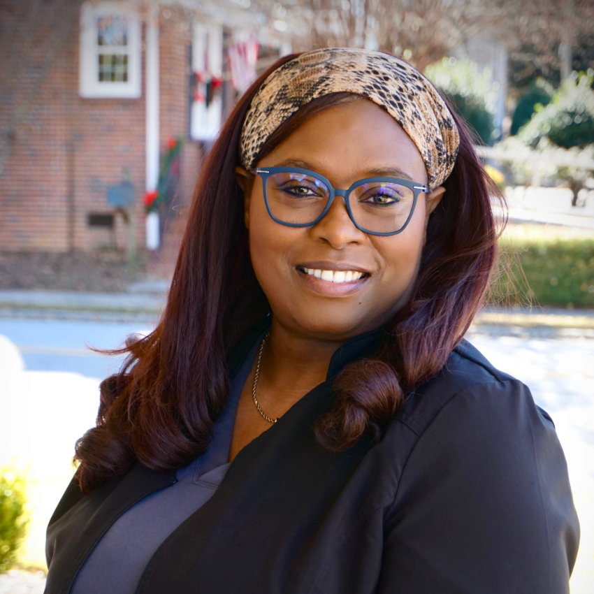 Frances, Optical Manager